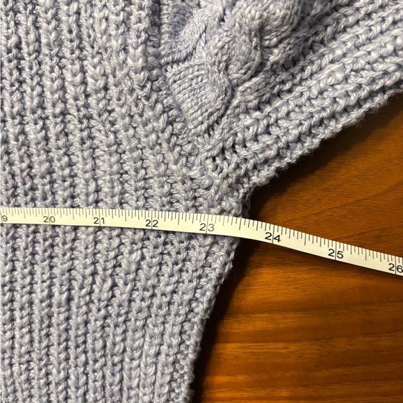 American Eagle Outfitters Light Blue V-Neck Sweater - Picture 14 of 16